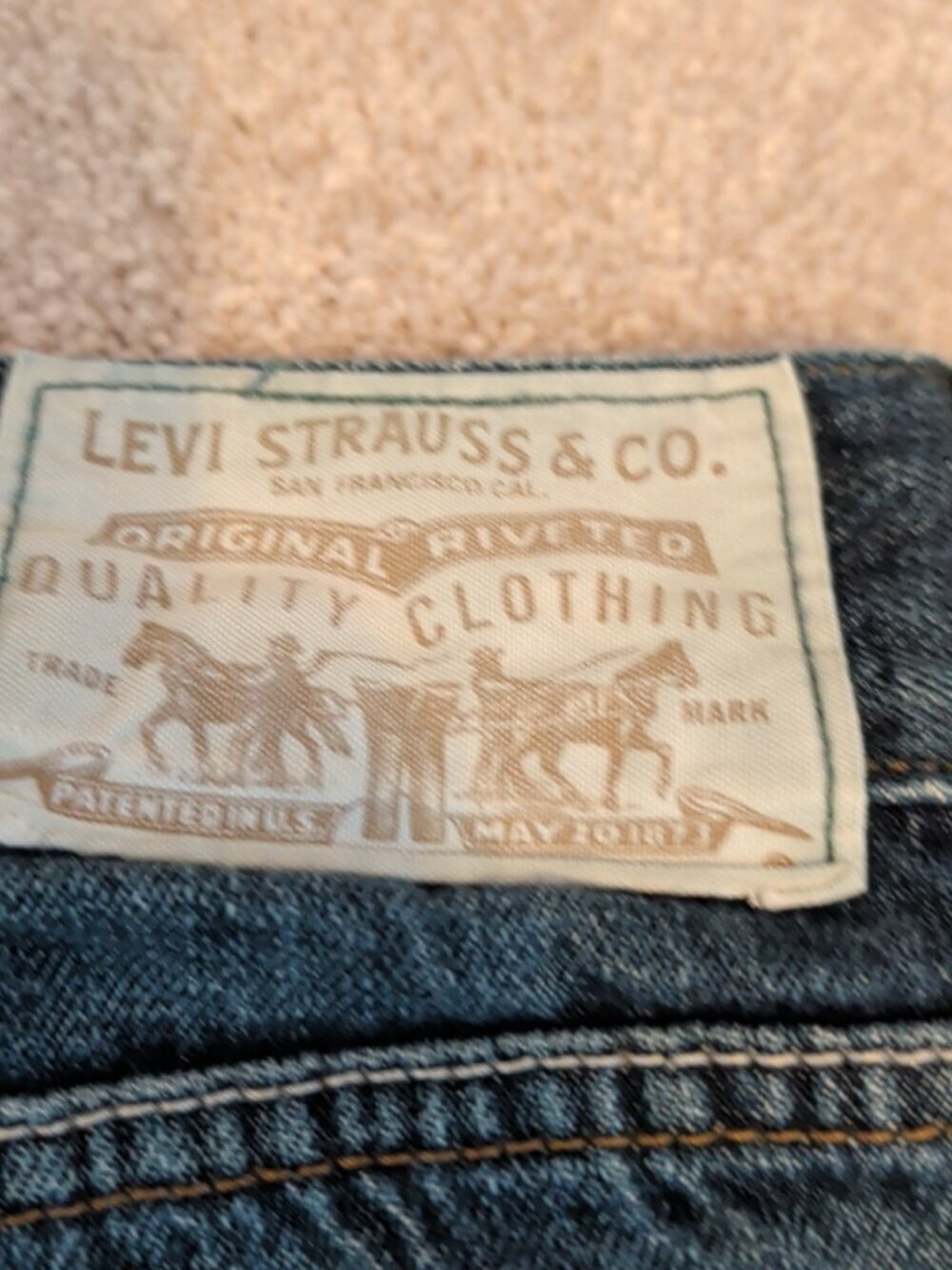 Levis 514 Jeans Mens W34 L28 Straight Leg Regular Fit Medium Wash Denim - Picture 10 of 14